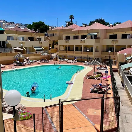 Cozy And Sunny With Everything Need, Great Location Costa Adeje (Tenerife)